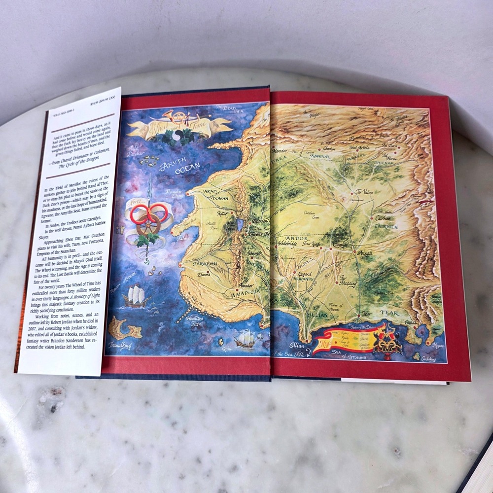 A Memory of Light Robert Jordan Brandon Sanderson HC 1st Ed 6 Print 2013 WOT DJ - Picture 7 of 8